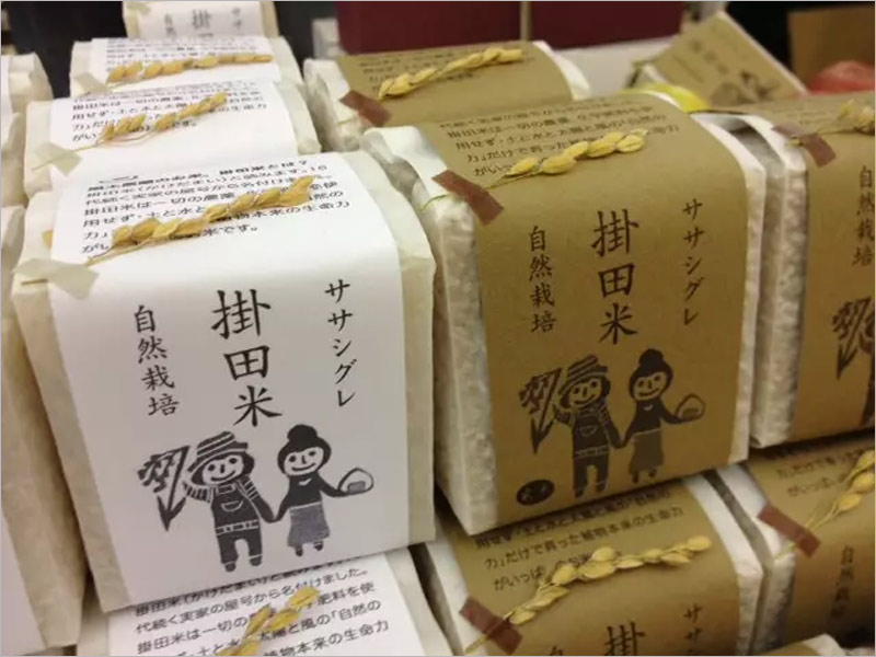 日本大米包裝設(shè)計(jì)——簡(jiǎn)潔自然的設(shè)計(jì)風(fēng)格！